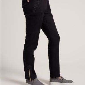 Brand new Jaanuu scrub bottom moto pants. Size XS